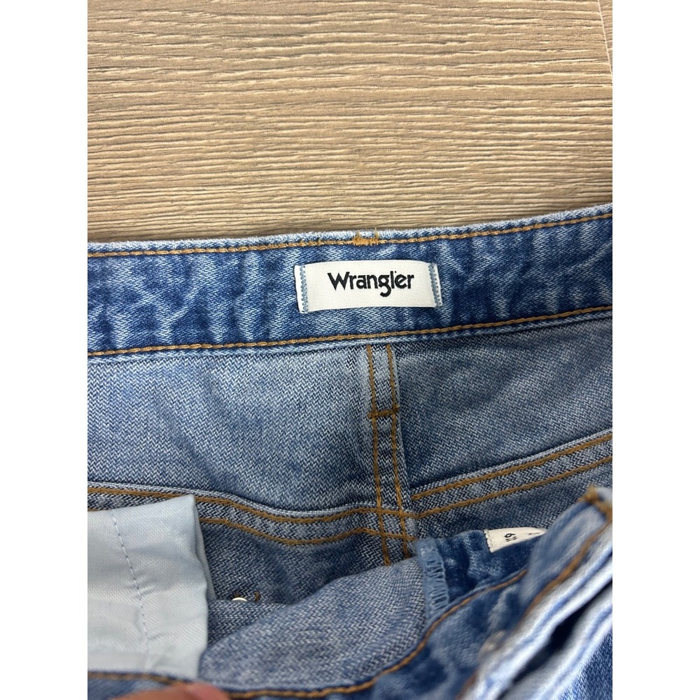 Wrangler Wanderer High Rise Flare Distressed Jeans Medium Wash 30x32 112334543 - Picture 6 of 13